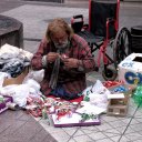 homeless-man-aluminum-cans-santiago