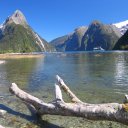 Milford-Sound2~0