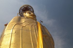 wat-intharawihan-bangkok-4