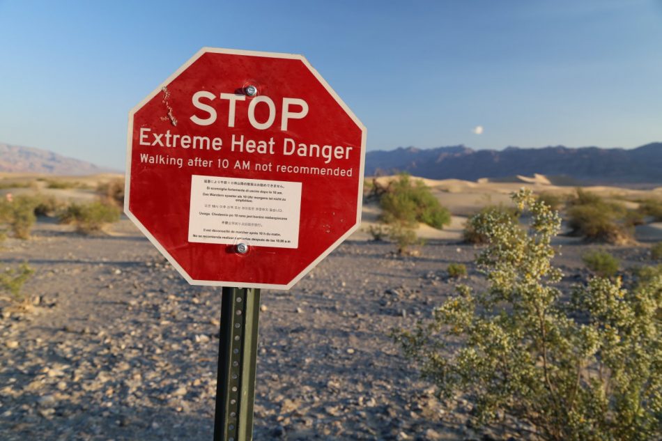 Guides - Death Valley, CA - The Heat - Dave's Travel Corner