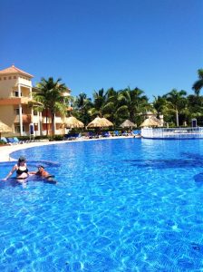 DR-Punta Cana- Bahia Principe Baravo- Quiet Pool2