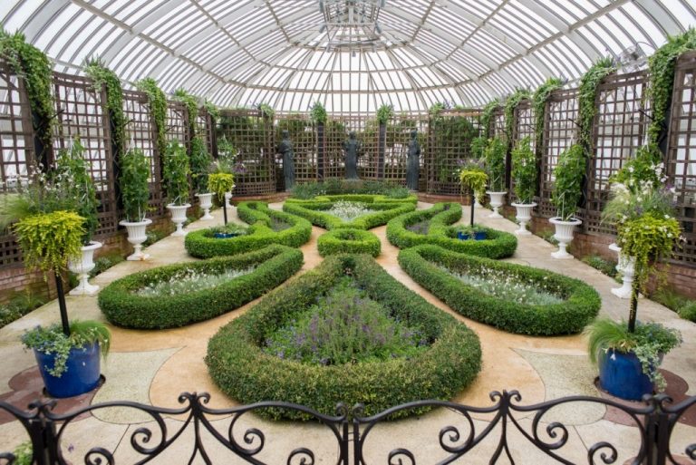 Pittsburgh's Phipps Conservatory and Botanical Gardens: The Center for ...