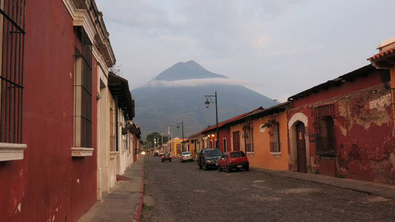Coffee heaven, the beautiful colonial town Antigua, surrounded by 3 volcanoes!